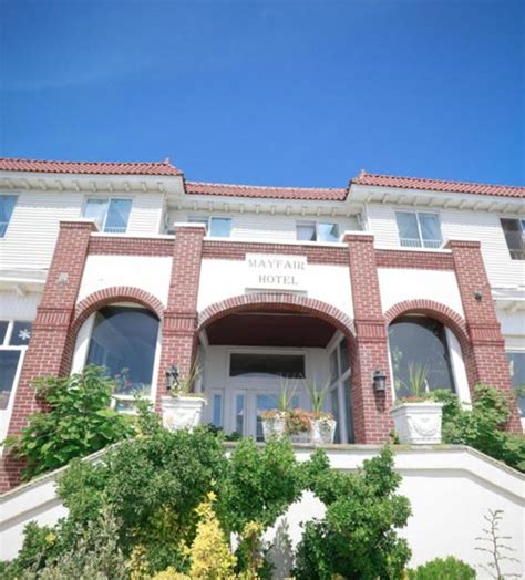 Mayfair Hotel, Belmar (updated prices 2024).